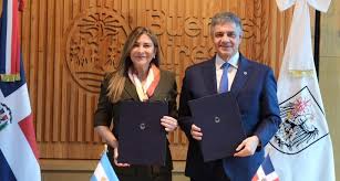 Carolina Mejía y Jorge Macri firman convenio de cooperación entre Santo Domingo y Buenos Aires